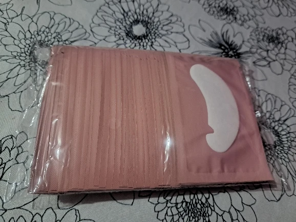 MJ 50Pairs Eyelash Pad Gel Patch Grafting Eyelashes Under Eye Patches For Eyelash Extension Paper Sticker Application Make Up photo review