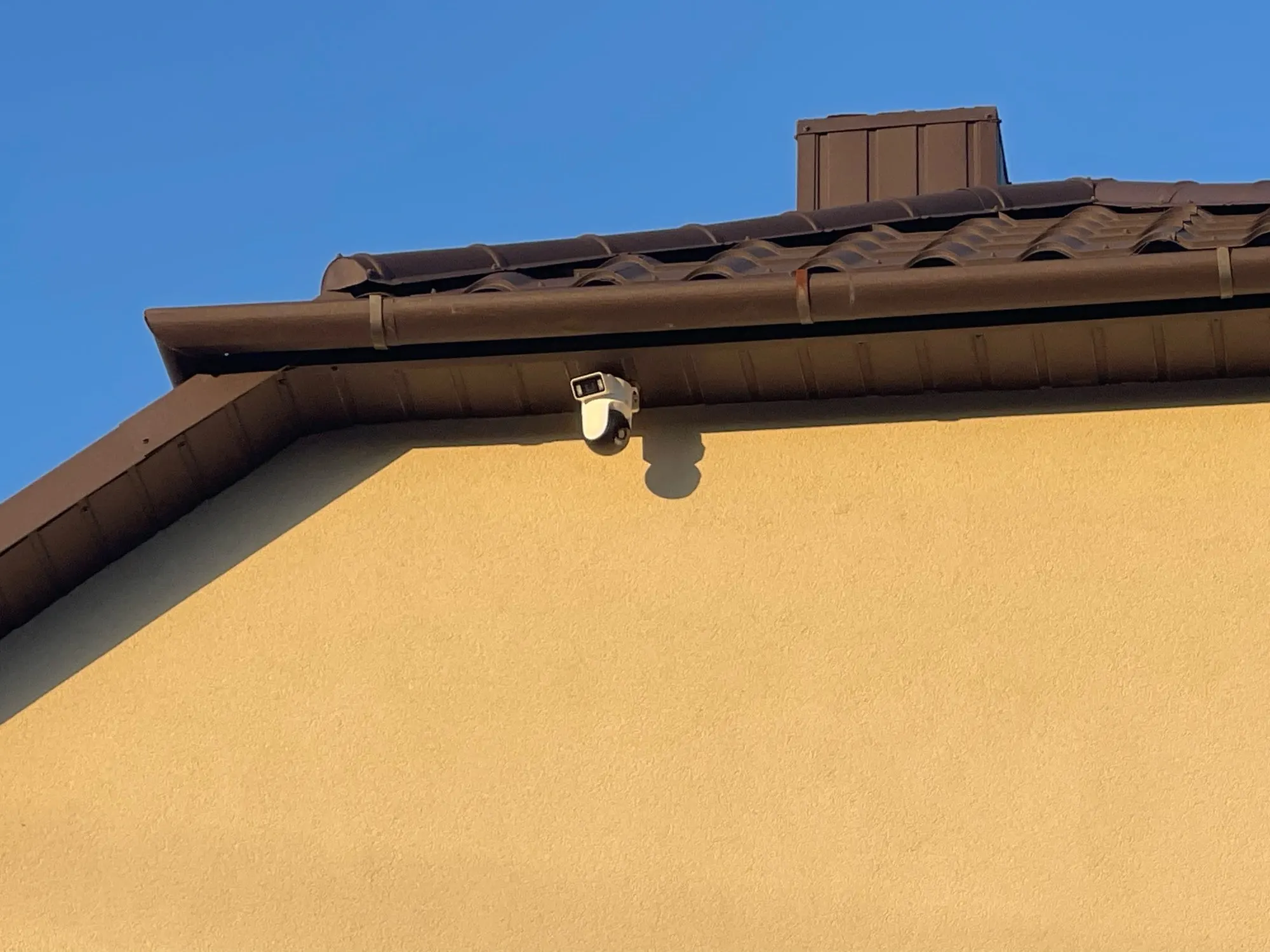 XIAOMI New Outdoor Camera 4 Dual Camera Version，360° 5MP 3K，Audible Visual Alarm，Two-Way Audio，IP66，Chinese Version With Adapter photo review