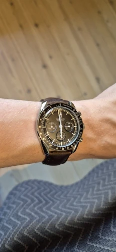 ワフワフ Nivada Grenchen x Worn & Wound Datomaster VK63 V3 – Windup Watch Shop