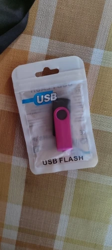 Unidad Flash USB 2,0 giratoria a la moda, 128GB, 64GB, 32GB, colorida, alta velocidad, 16GB, 8GB, memoria Stick, disco Flash resistente al agua, PenDrive photo review