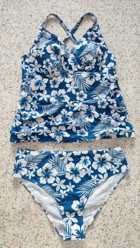 2025 V Neck Print Strapped Plus Size Tankini Set Women Cross Push UP Lady Large Bikini Brazilian Chubby Beach Curvy Bathing Suit photo review