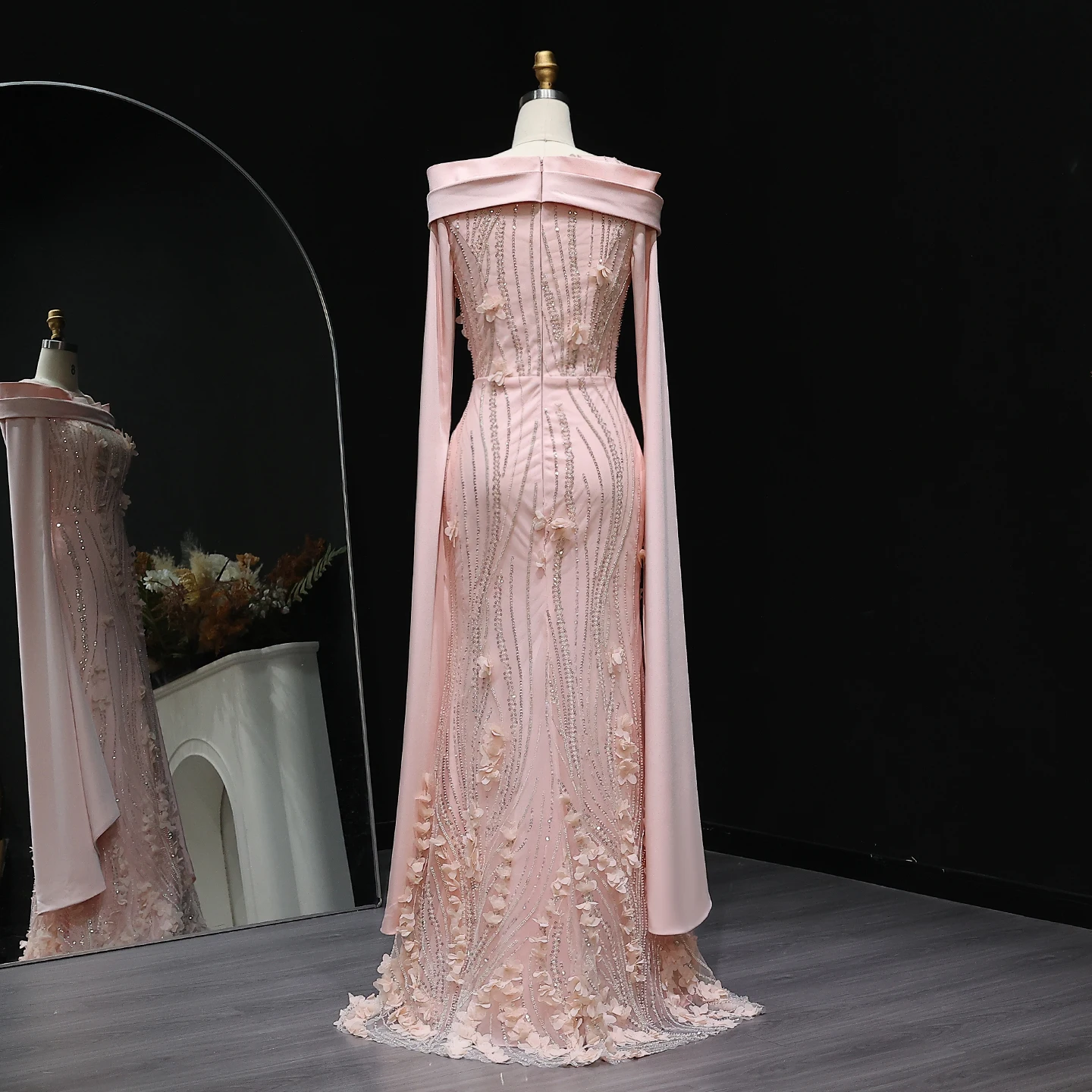chinese dress ladies Luxury Pink Dubai Girl Dress Beaded Arabric Ball Gown J267 – DreamyVow main image 1