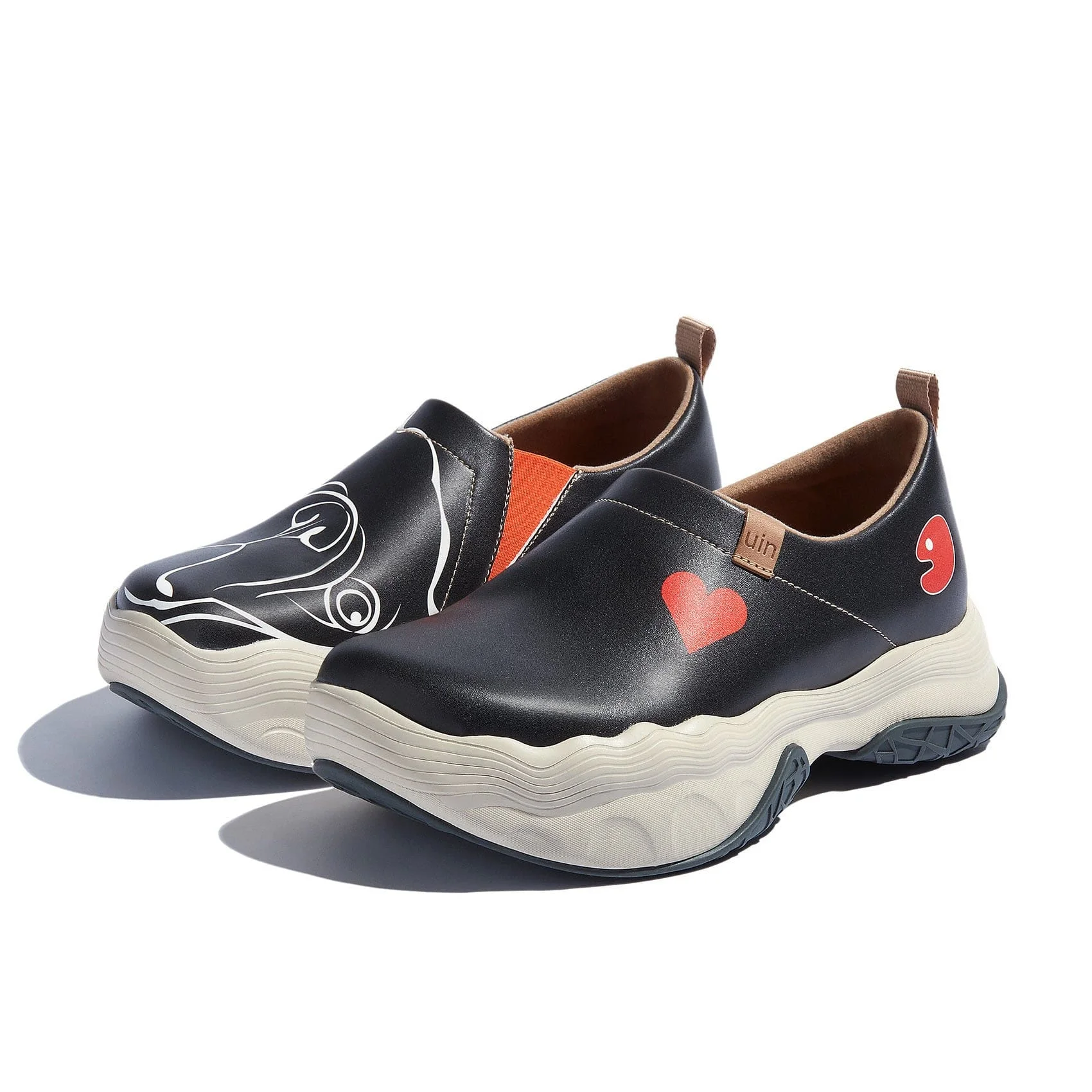 Рисунок 5 - Женские прогулочные туфли UIN для путешествий