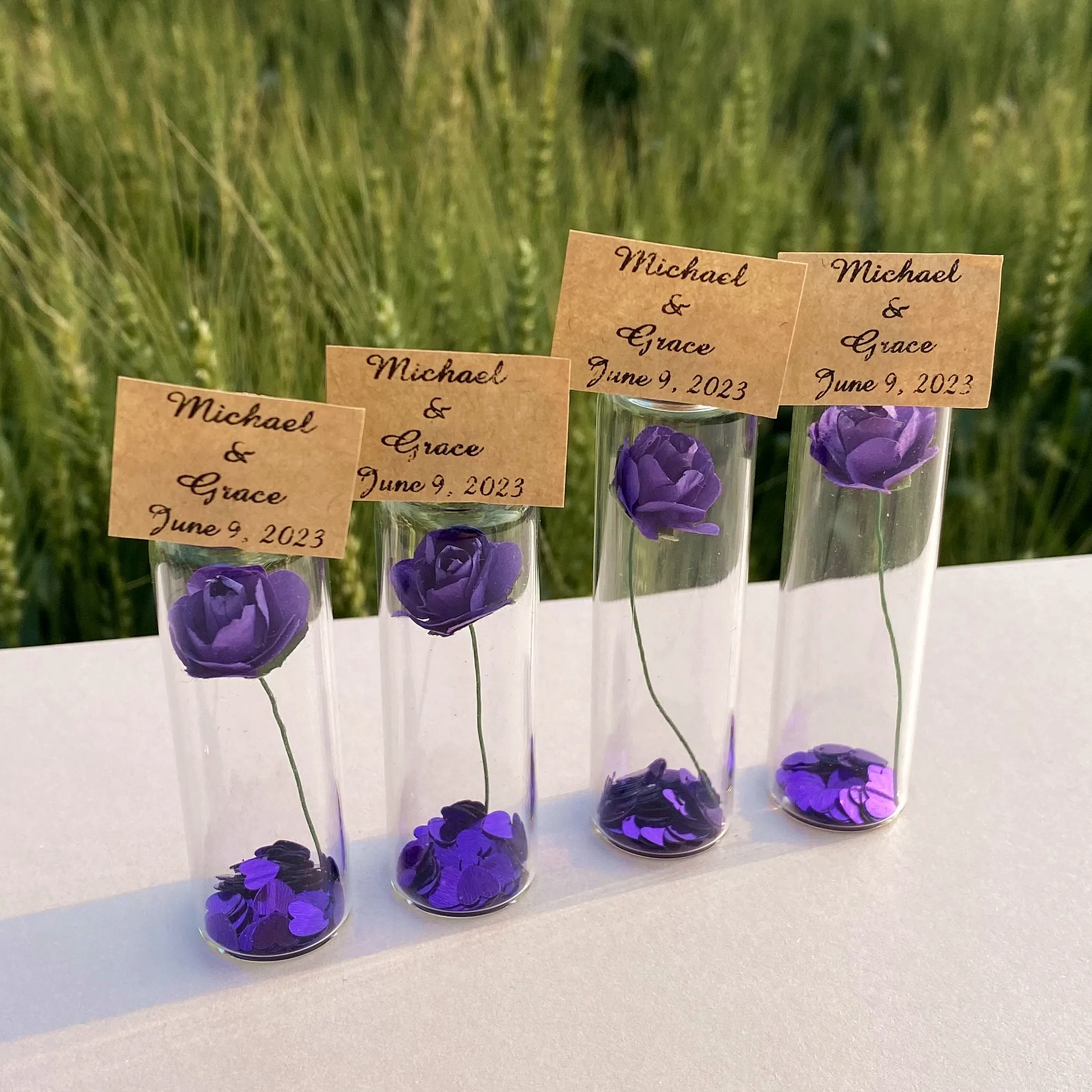 Mini recuerdos de boda rústicos personalizados para invitados