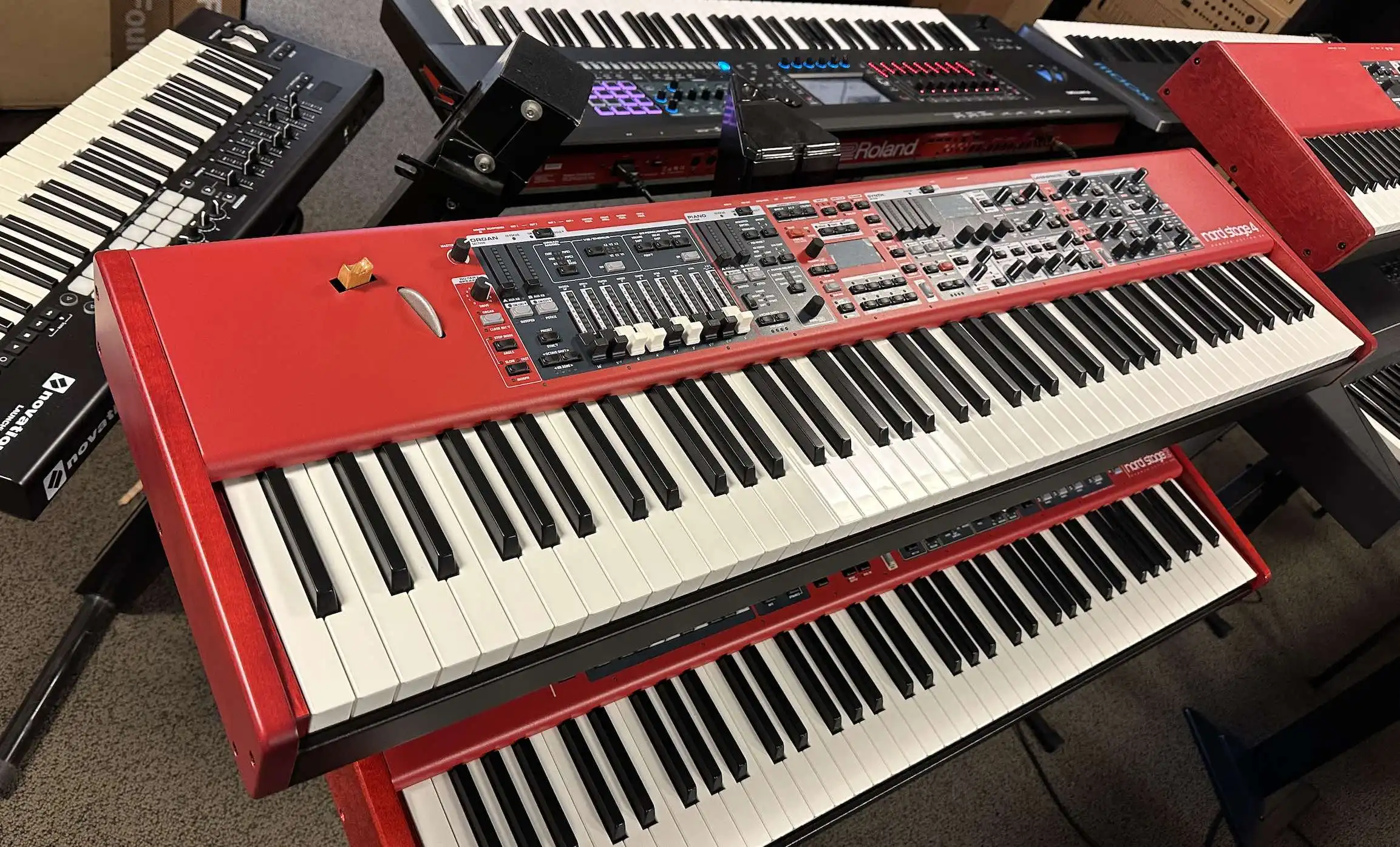 

Распродажа Летних скидок на совершенно новые клавиатуры Nord Stage 4 88 Stage