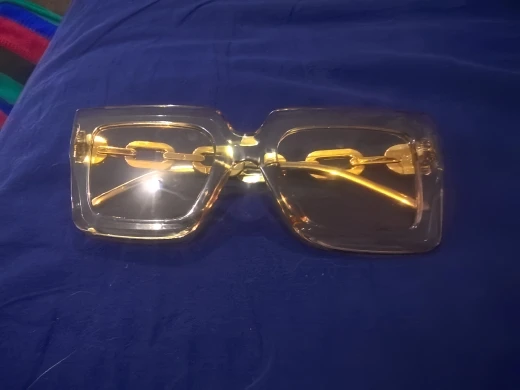 Square Chain Sunglasses - Women's Fashion Street Photo Eyewear photo review