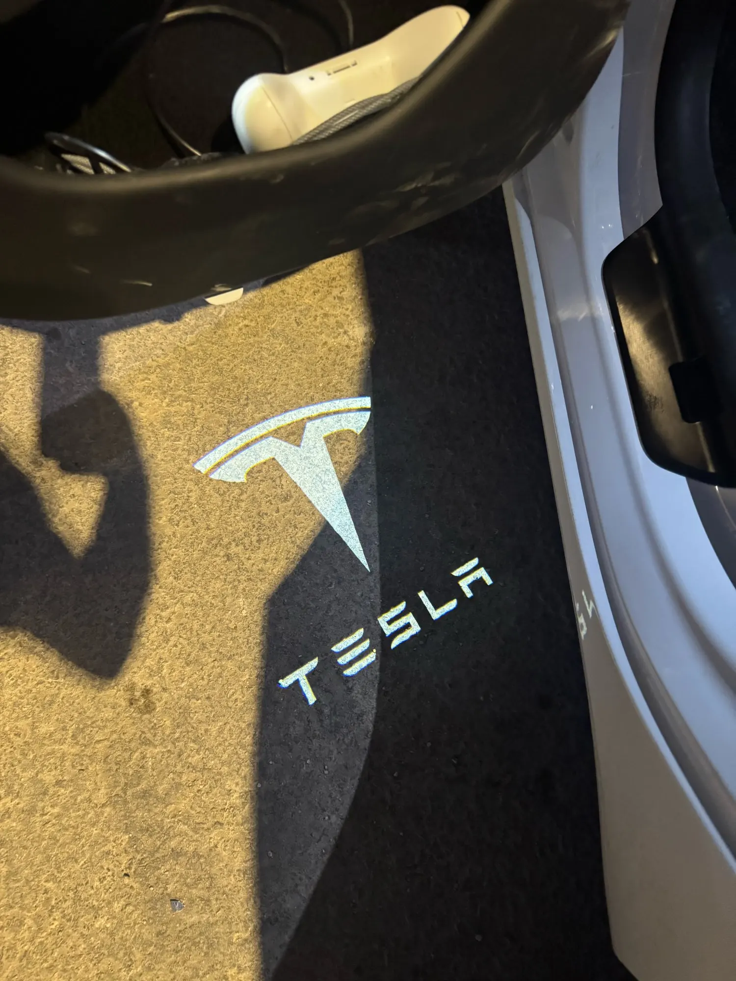 Midnight Glow, Tesla Projector Doors Lights customer photo