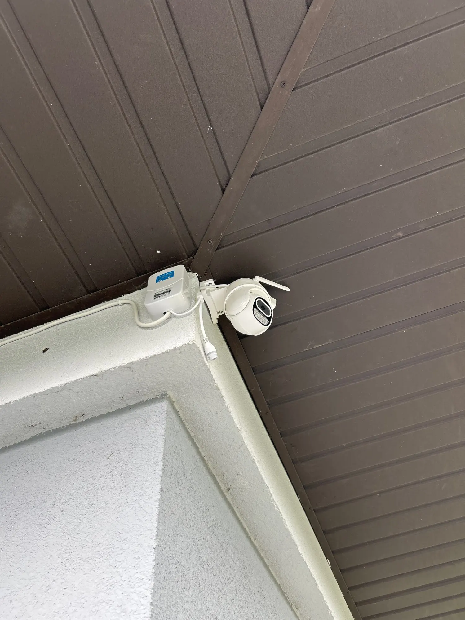 2K Spotlight Indoor/Outdoor Accessory Battery Security Camera (Add-On) photo review