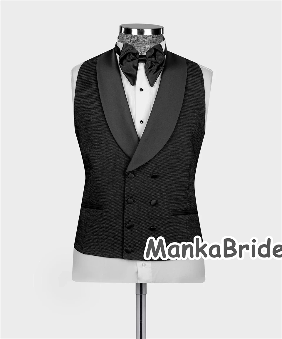 Рисунок 5 - Черный атласный воротник