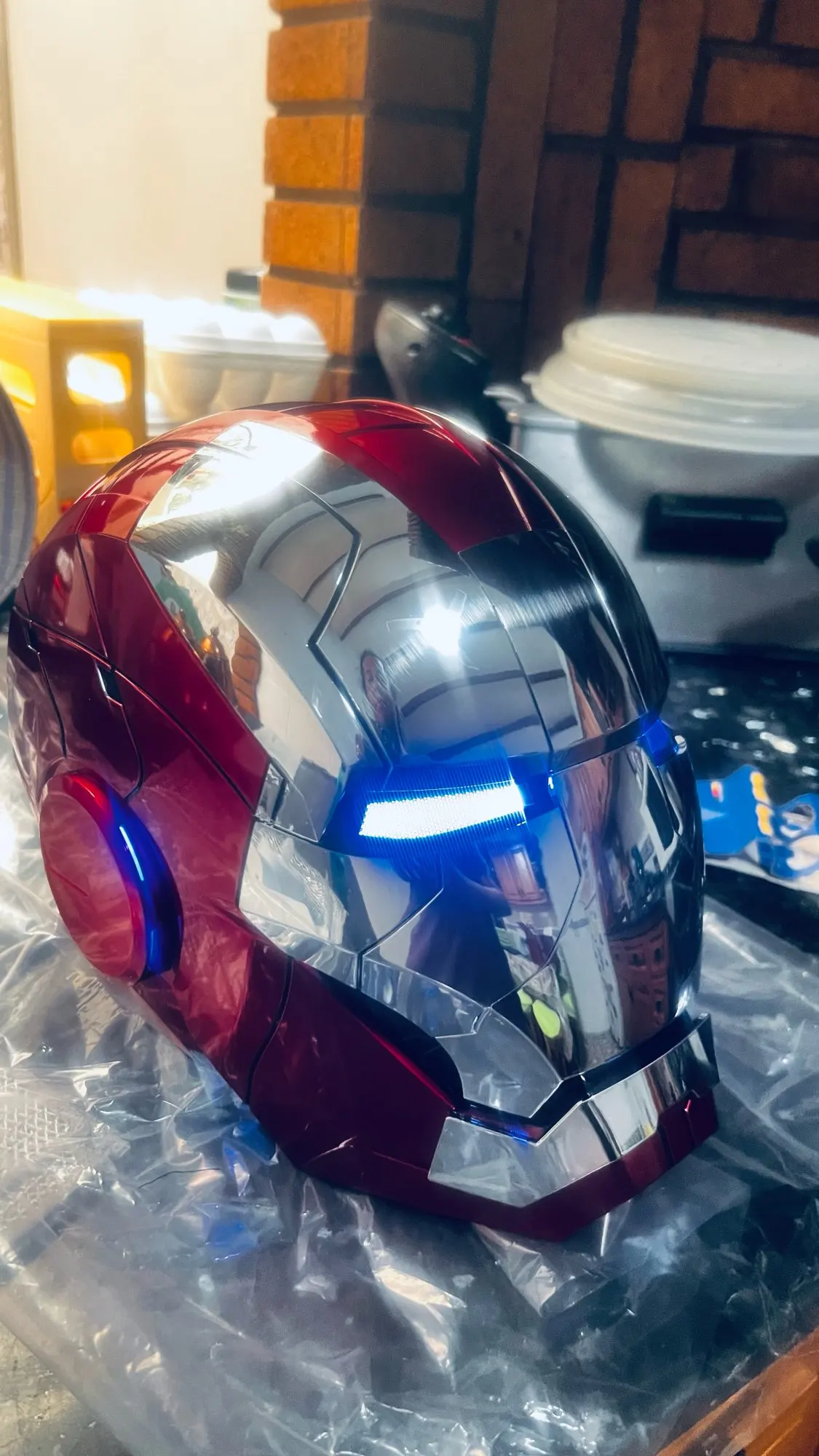 Iron Man Helmet Mk5 Electric Voice Activated Control Wearable Mask 1:1 Automatic Opening Closing Model Figure Adult Toy Gift