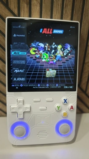 R36 ULTRA photo review