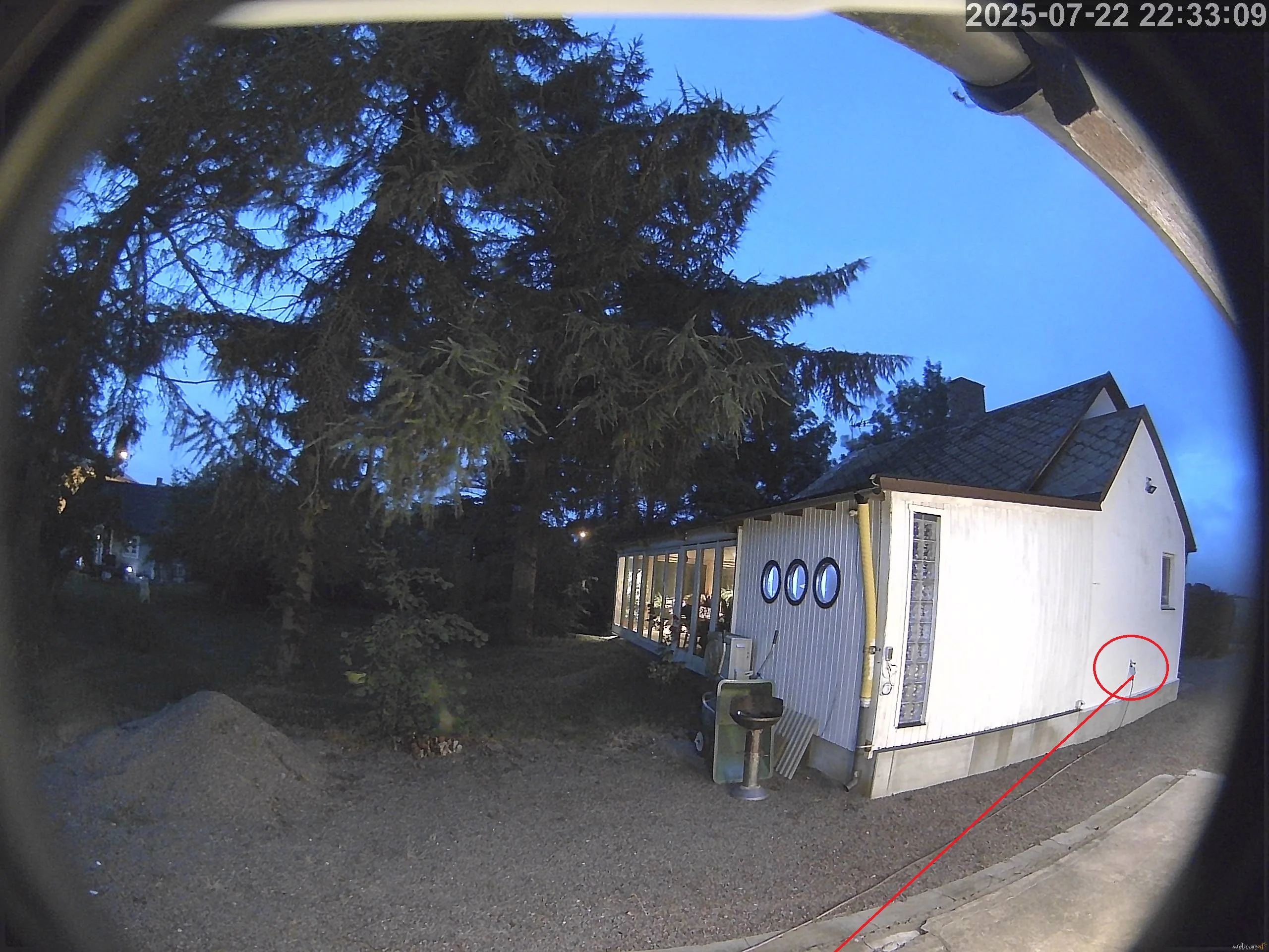 Smart WIFI Garden Watering Timer Tuya Automatic Sprinkler Remote Drip Irrigation System Outdoor Water Controller Valve Goole Hom photo review