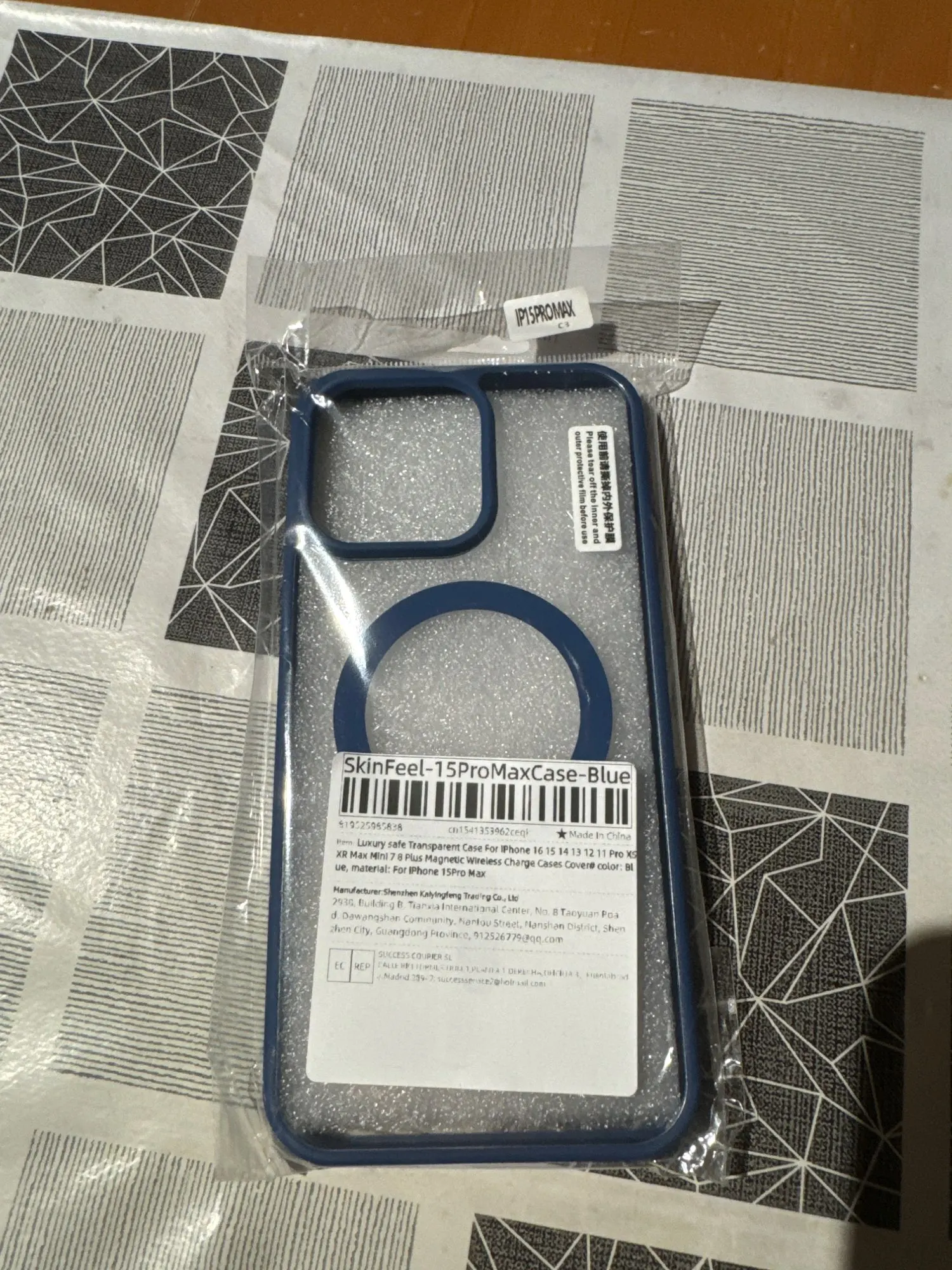 Magsafe-funda transparente de lujo para iPhone, funda magnética de carga inalámbrica para iPhone 16, 15, 14, 13, 12, 11 Pro, XS, XR, Max, Mini Plus photo review