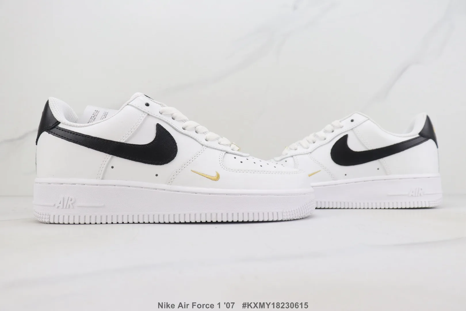 Рисунок 3 - Мужские классические удобные и