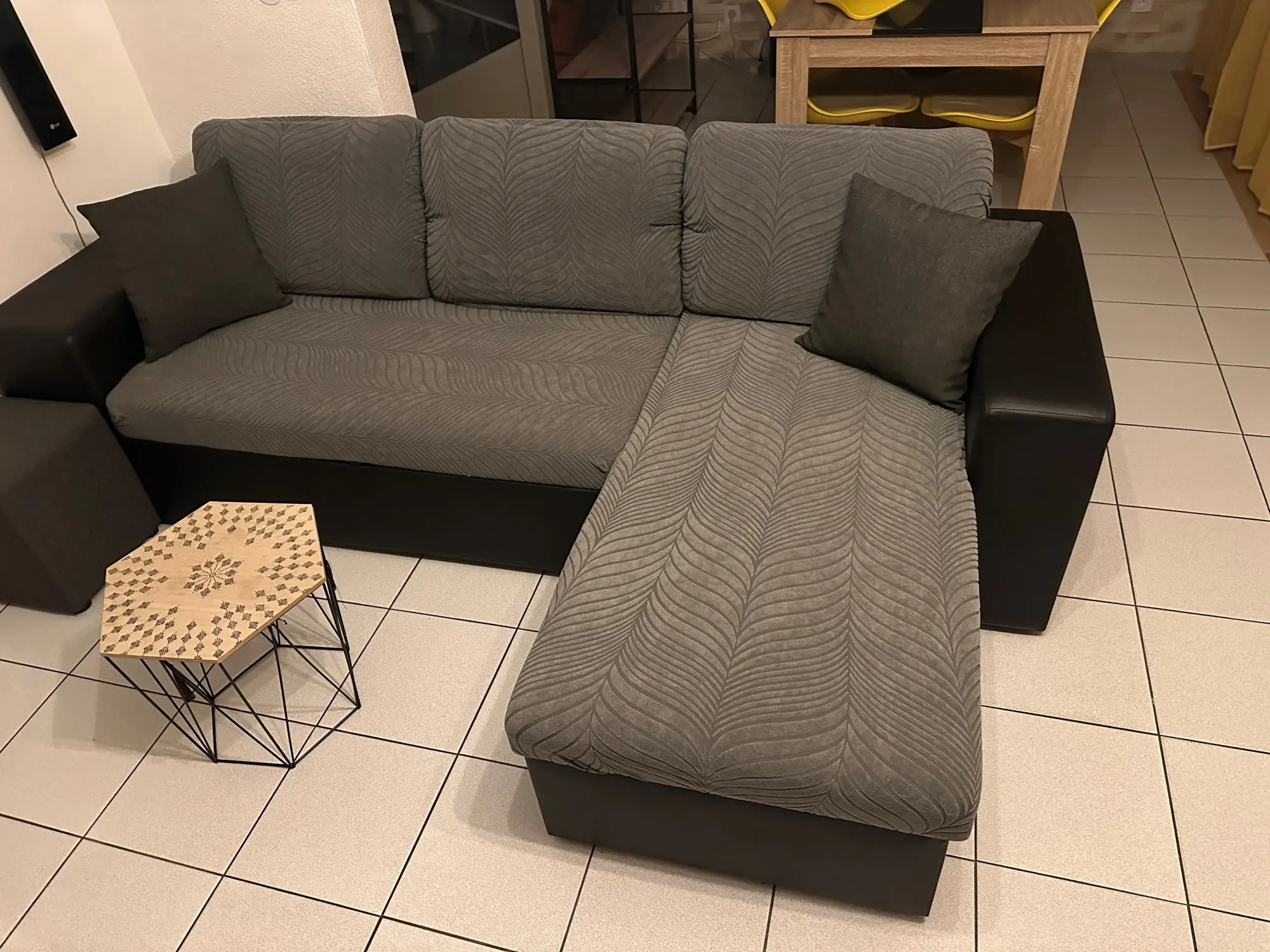 Attachment image review on Waterproof sofa cover