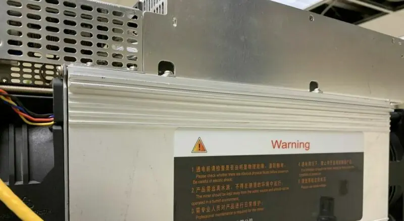 

Купите 4 и получите 2 бесплатных устройства для майнинга биткоинов Whatsminer M31S 76T BTC ASIC