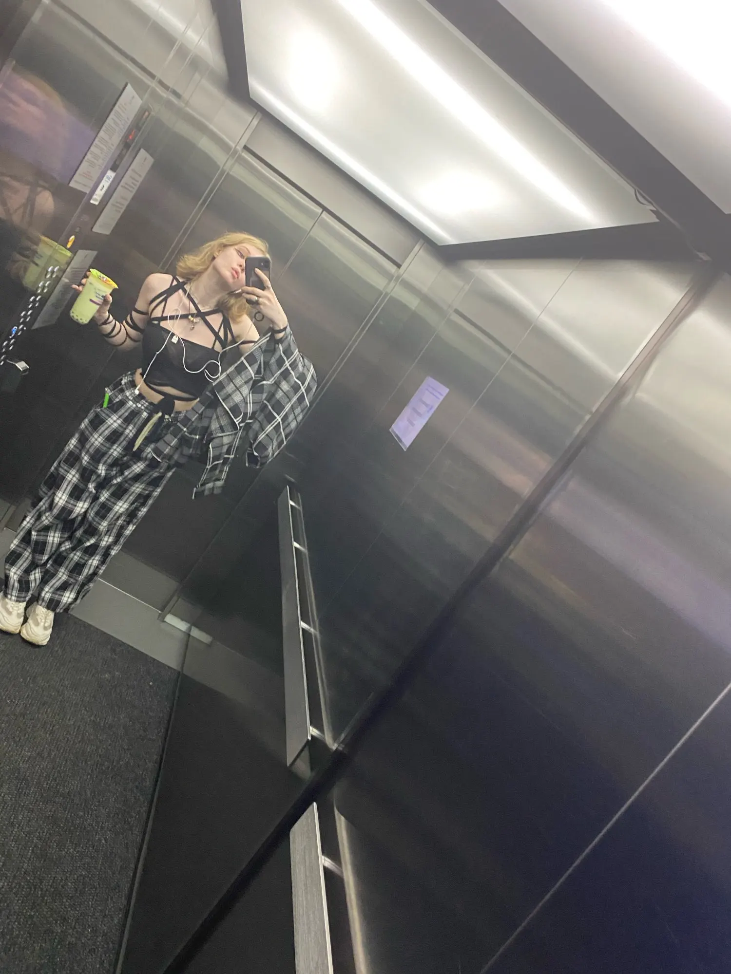 Women Black and White Oversized Plaid Pants 2023 Spring Summer Outfits photo review