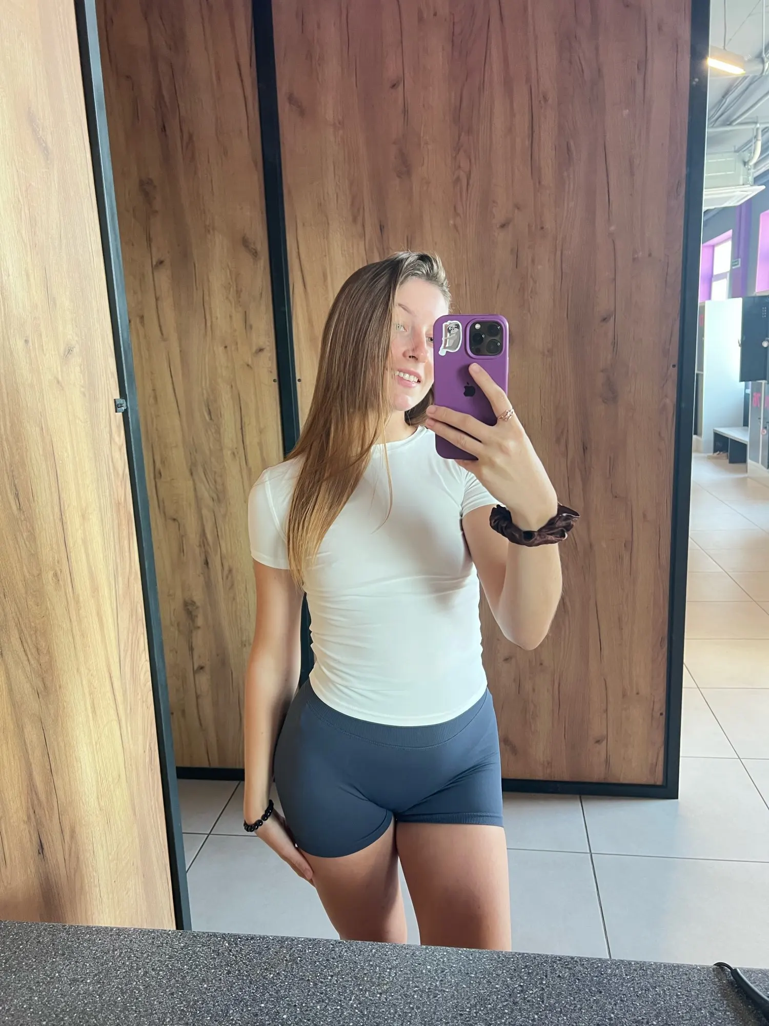 Luxe Polyester O-Neck Tee - Slim Fit Summer Essential photo review