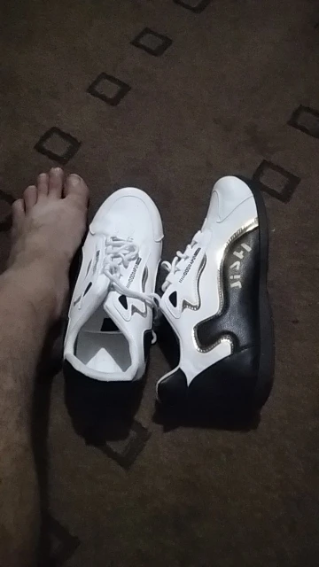 Breathable Solid Color Slip-On Shoes photo review