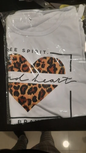 T-shirt Graphic Printed T Shirt Free Spirit Brave Soul Women Short Sleeve Leopard Love Tshirt Valentine's Day Heart Woman Tee