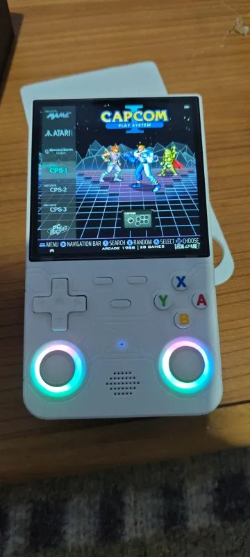 R36 ULTRA photo review