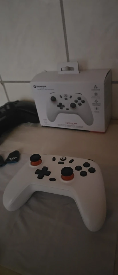 GameSir T4 Nova Lite Controlador de juego inalámbrico Gamepad para Switch, Android, IOS, PC y Steam Games Hall Effect Stick photo review