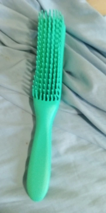 Escova Polvo Detangler para Cabelos Cacheados - Sortido - Desembarace com Facilidade e Realce a Beleza dos Seus Cachos photo review