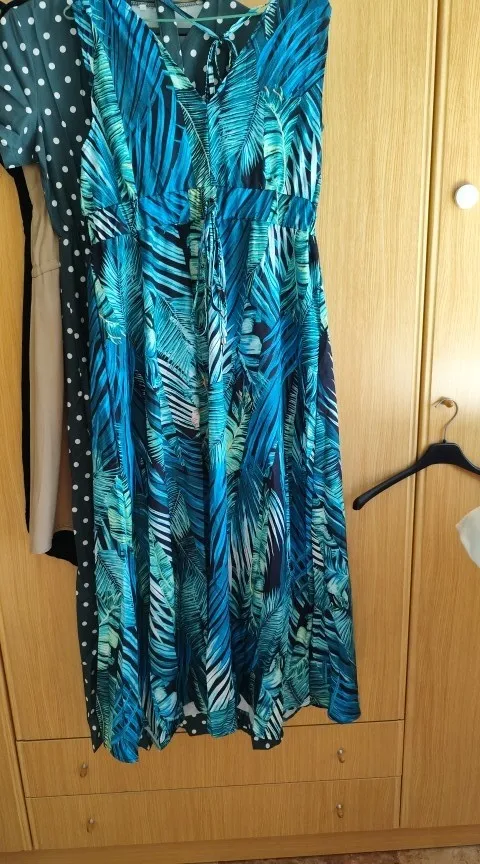 Women's Chiffon Floral Maxi Dress - French Style Bohemian Beach Dress photo review