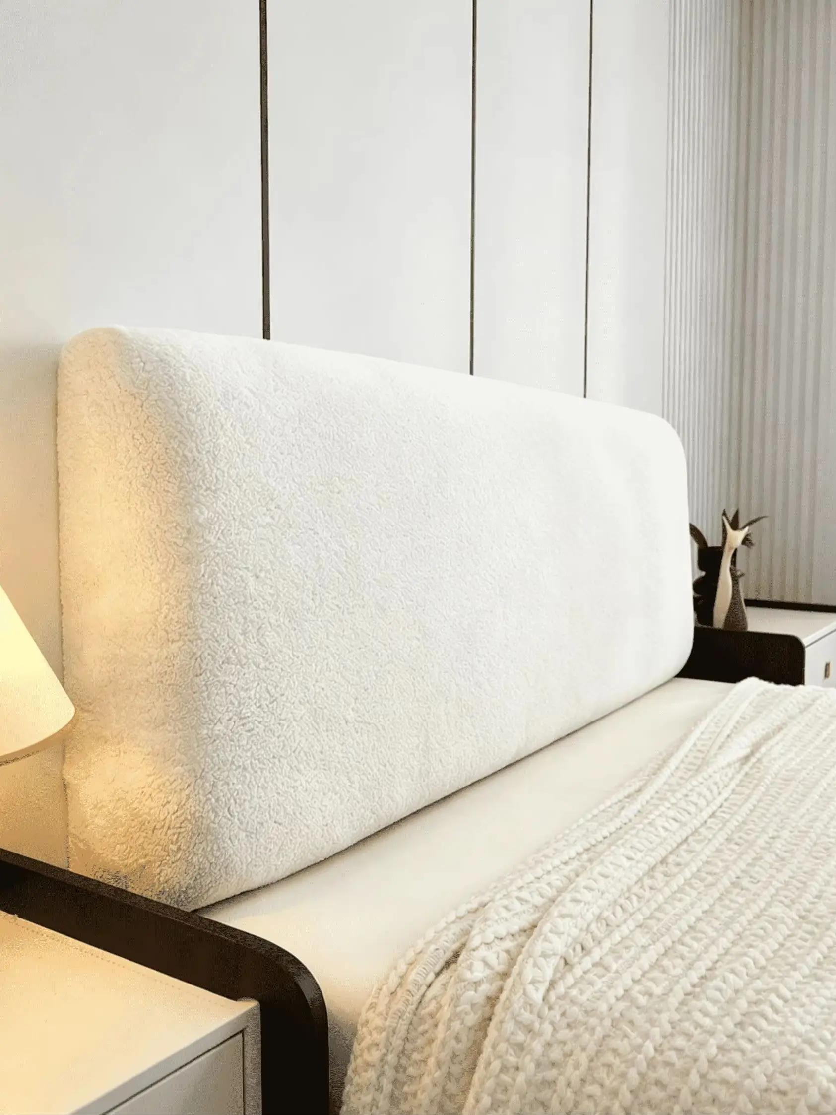 All-Season High Elasticity Soft Fabric Bedhead Protector Cover