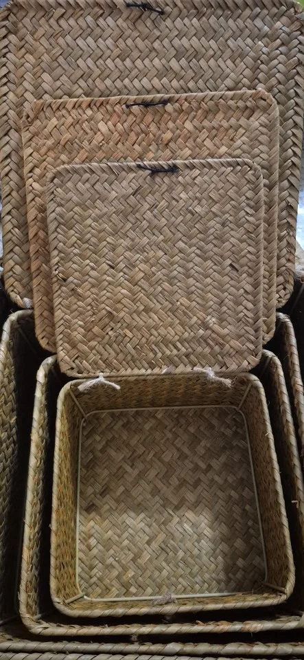 Set of 4 Seagrass Basket with Lid Wicker Storage Basket Decor Storage Boxes Flat Storage Bins Woven Organizer Baskets for Shelf photo review