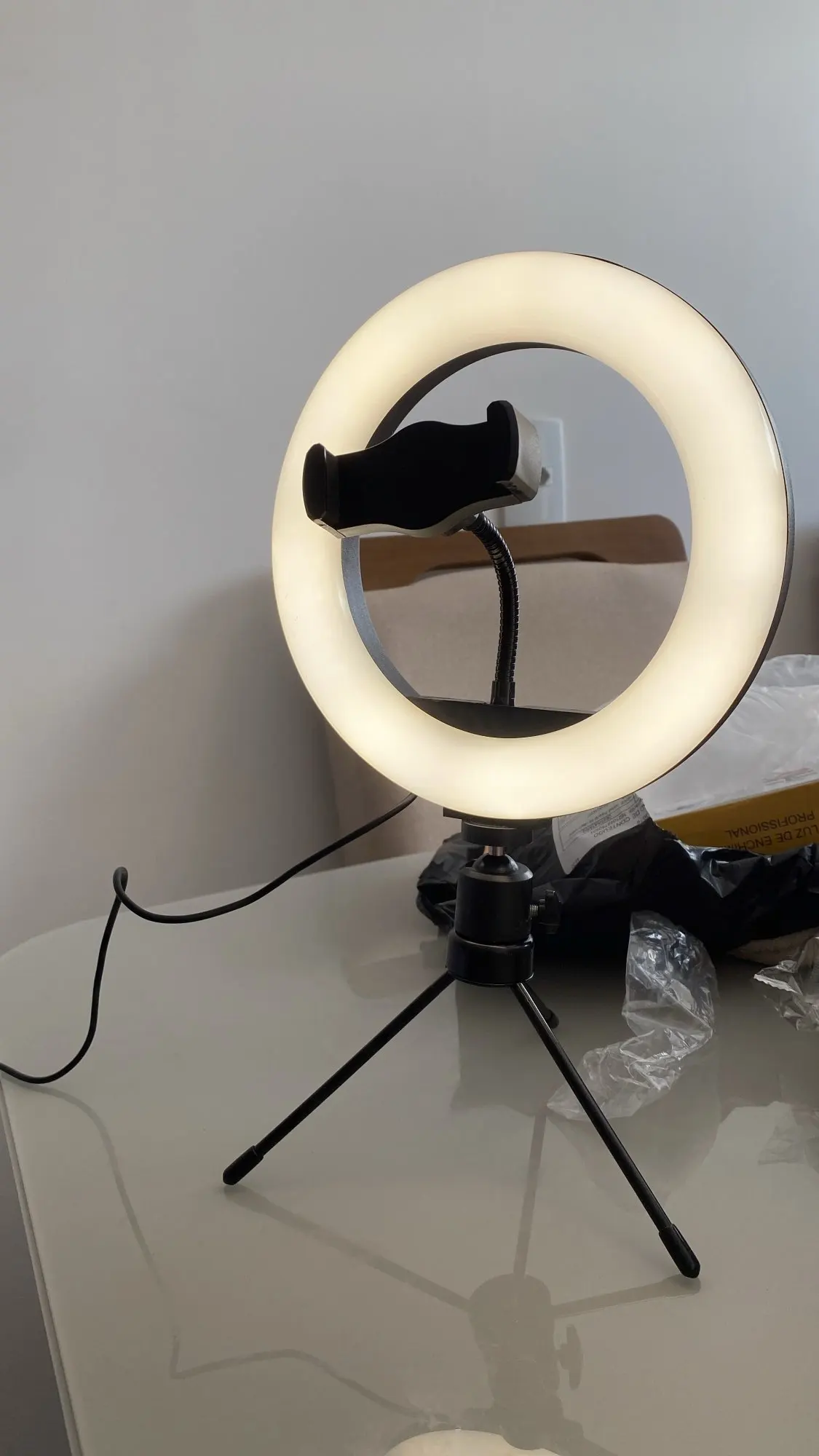 Luz Ring Light 8 Pol + Tripé De Mesa + Suporte Para Celular photo review