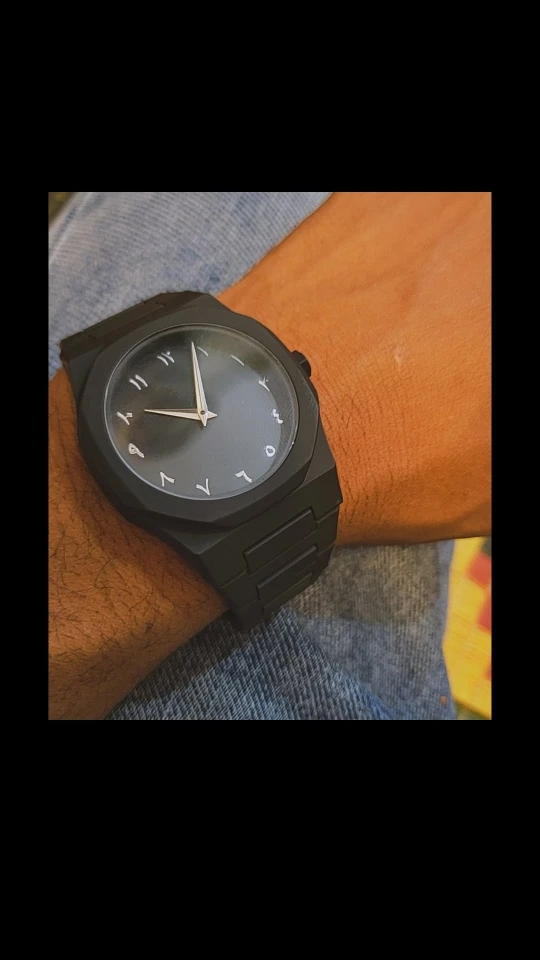 Ciiio™ Unisex Silicone Watch – Minimalist, Waterproof, Everyday Style