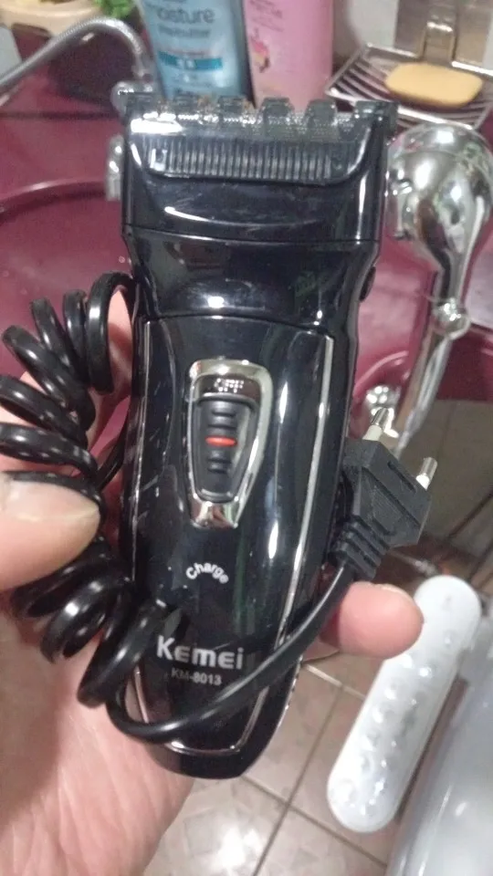 KEMEI 2 Heads Rechargeable Electric Shaver Reciprocating Electronic Shaving Machine Rotary Hair Trimmer Face Care Razor KM-8013 photo review