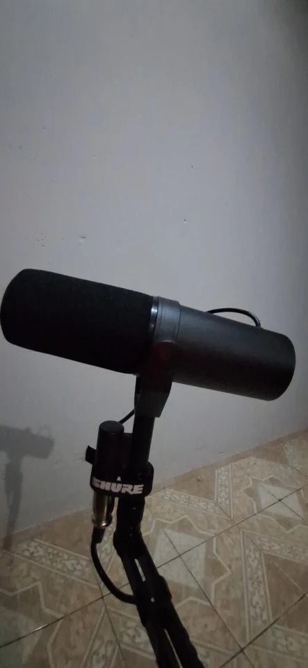 SM7B Cardioid Dynamic Microphone Sm7b 7B Studio Selectable Frequency Response Microphone photo review
