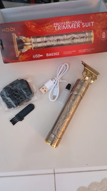 Máquina De Cortar Cabelo Parágrafo Barba Masculina Designer Aleatório Elétrico Profissional photo review