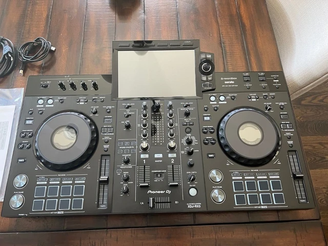 Pioneer DJ XDJ-RX3 Digital DJ System