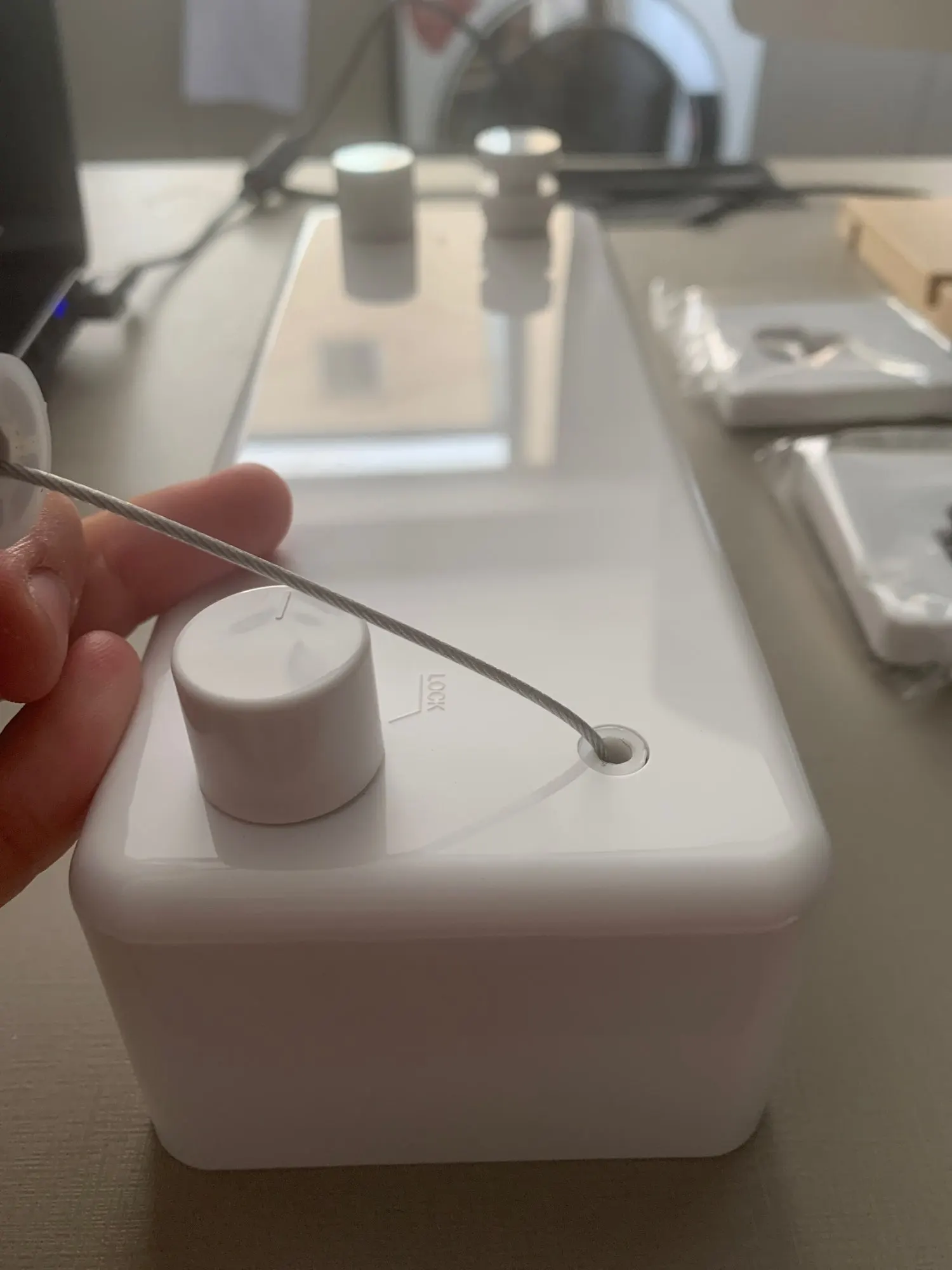 Attachment image review on Retractable Invisible Clothesline