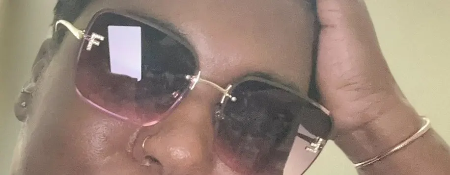 Square Frame Letter F Sunglasses - Women's UV400 Protection Eyewear photo review