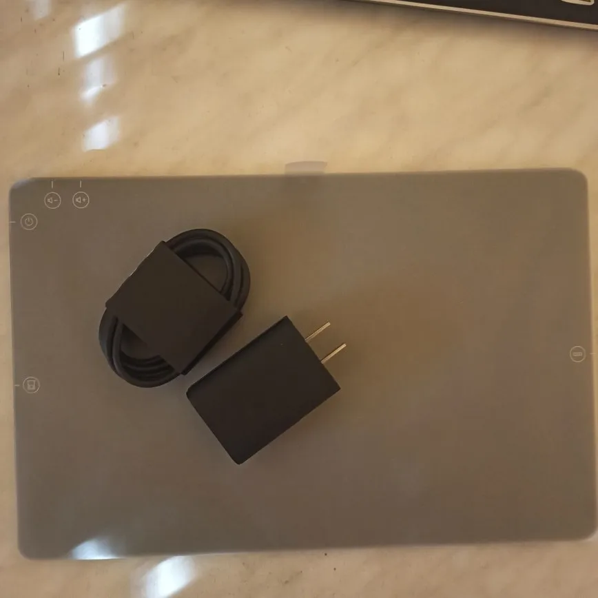 Lenovo Xiaoxin Pad Pro 12.7" (2025), 2.9K, 144Hz, 10200mAh photo review