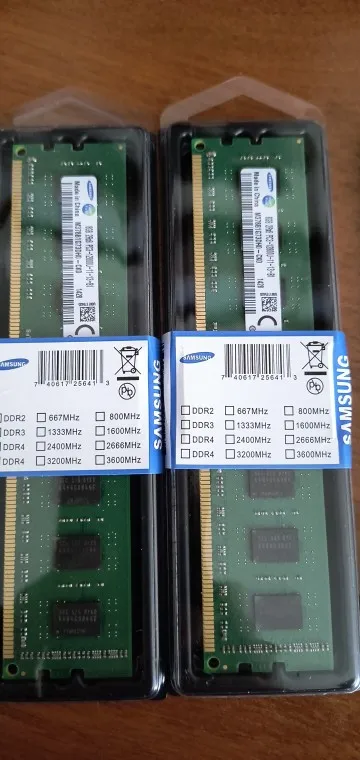 SAMSUNG DDR3 RAM 8GB 4GB 2GB 1600MHz Desktop Memory PC3-12800U DIMM 240Pins 1.5V Memoria RAM DDR3 photo review