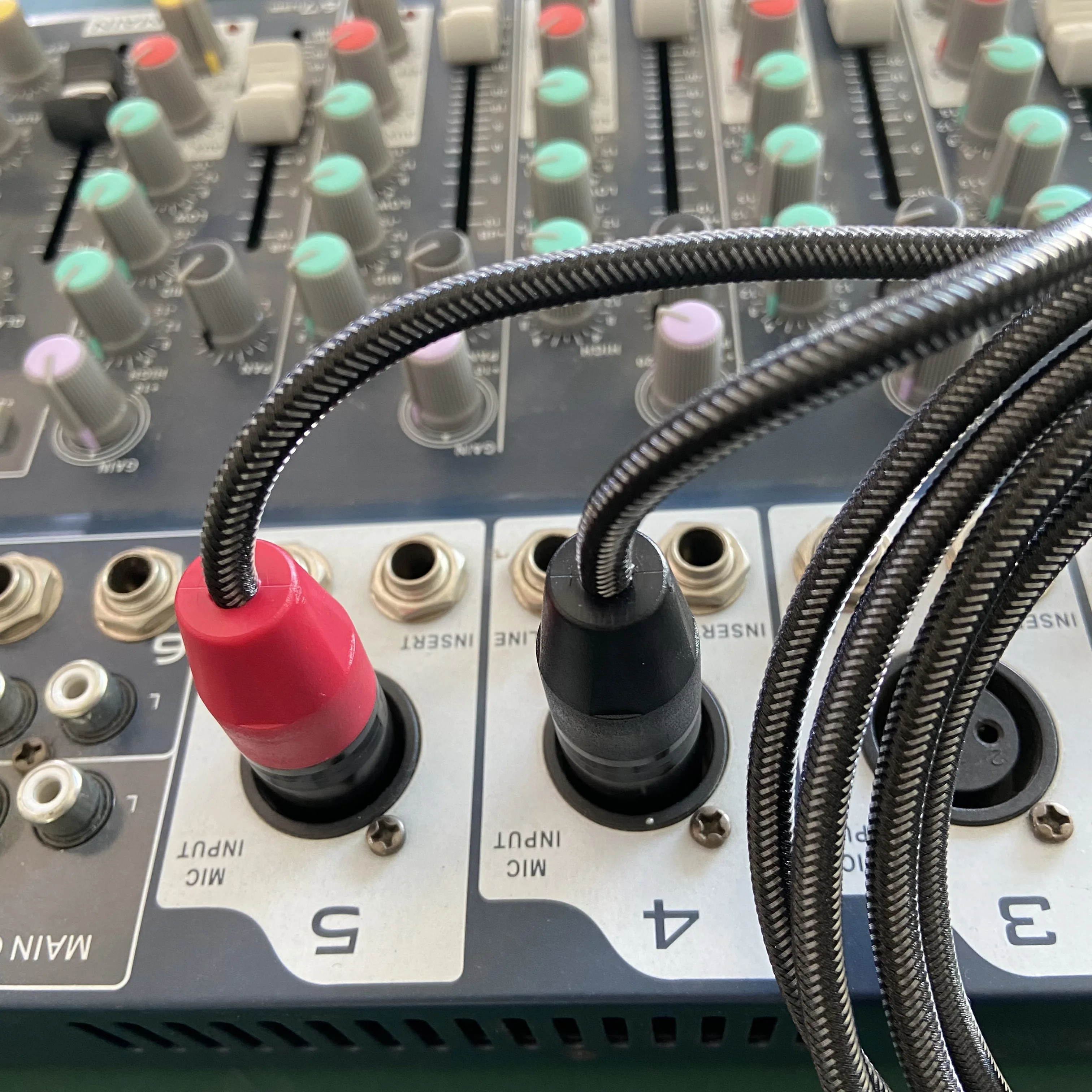 USB C  - 2 XLR  ׷  ̺,  C - XLR   ڵ