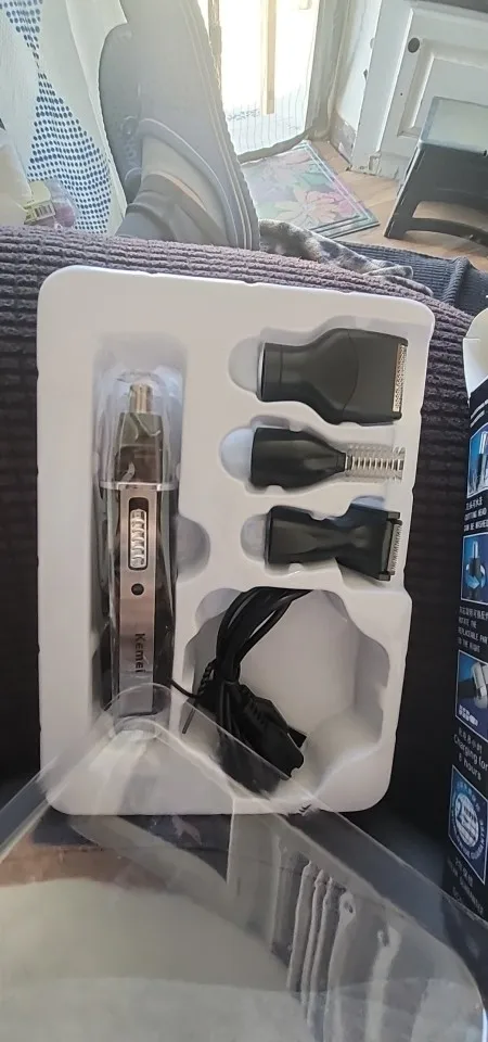 4in1 Rechargeable Nose Trimmer Beard Trimmer for Men Ear Eyebrow Nose Hair Trimmer for Nose and Ear Hair Removal Clean Machine photo review