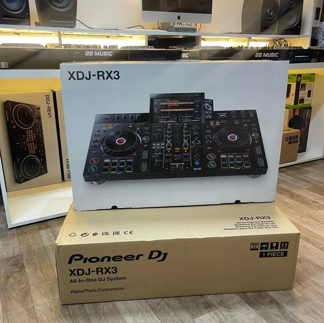 

Discount Sales for Pioneer DJ XDJ-RX3 All-in-One Digital DJ System