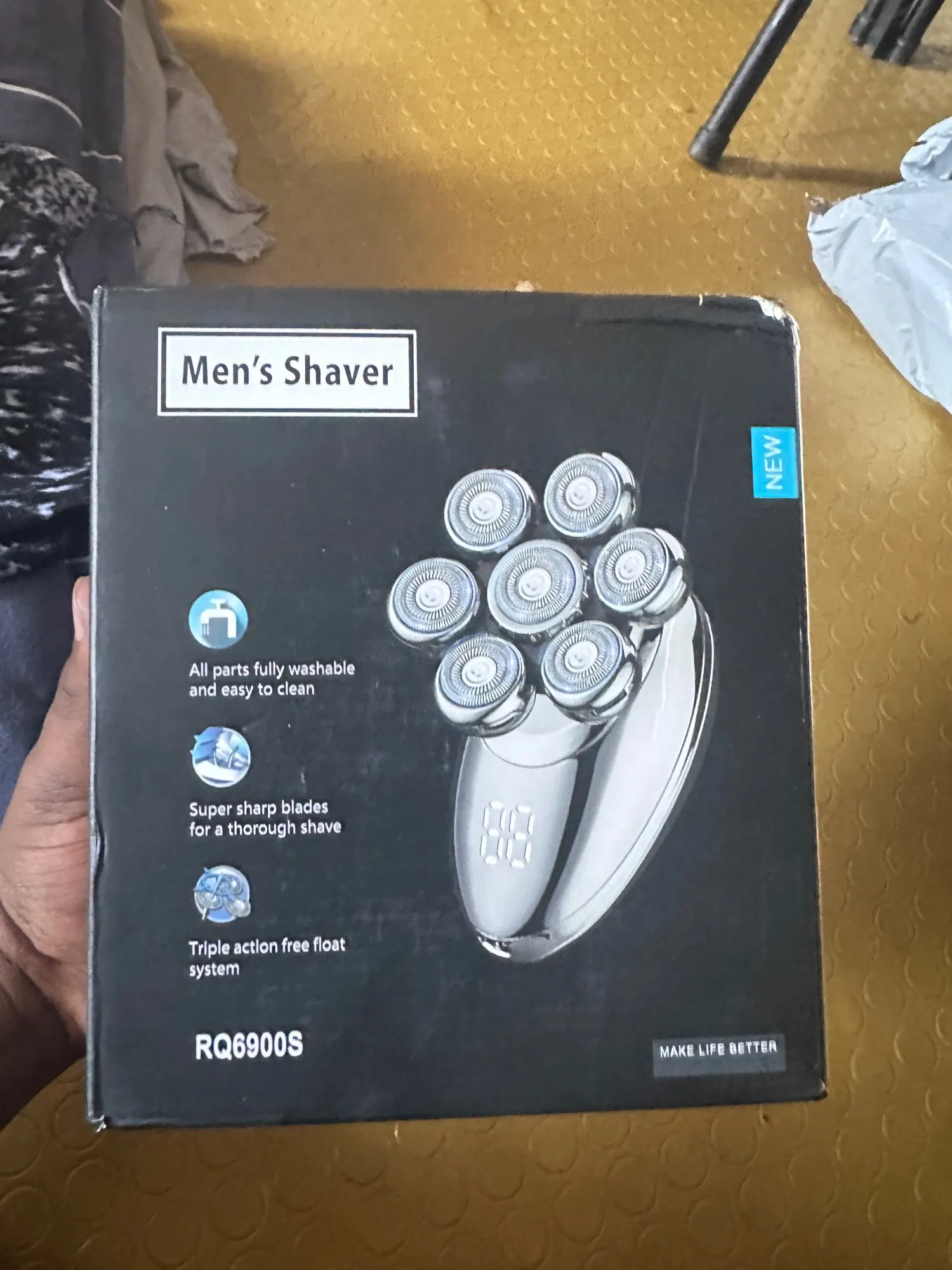 Homens 7d flutuante barbeador elétrico molhado seco barba aparador de pêlos navalha elétrica recarregável cabeça careca máquina de barbear display lcd photo review