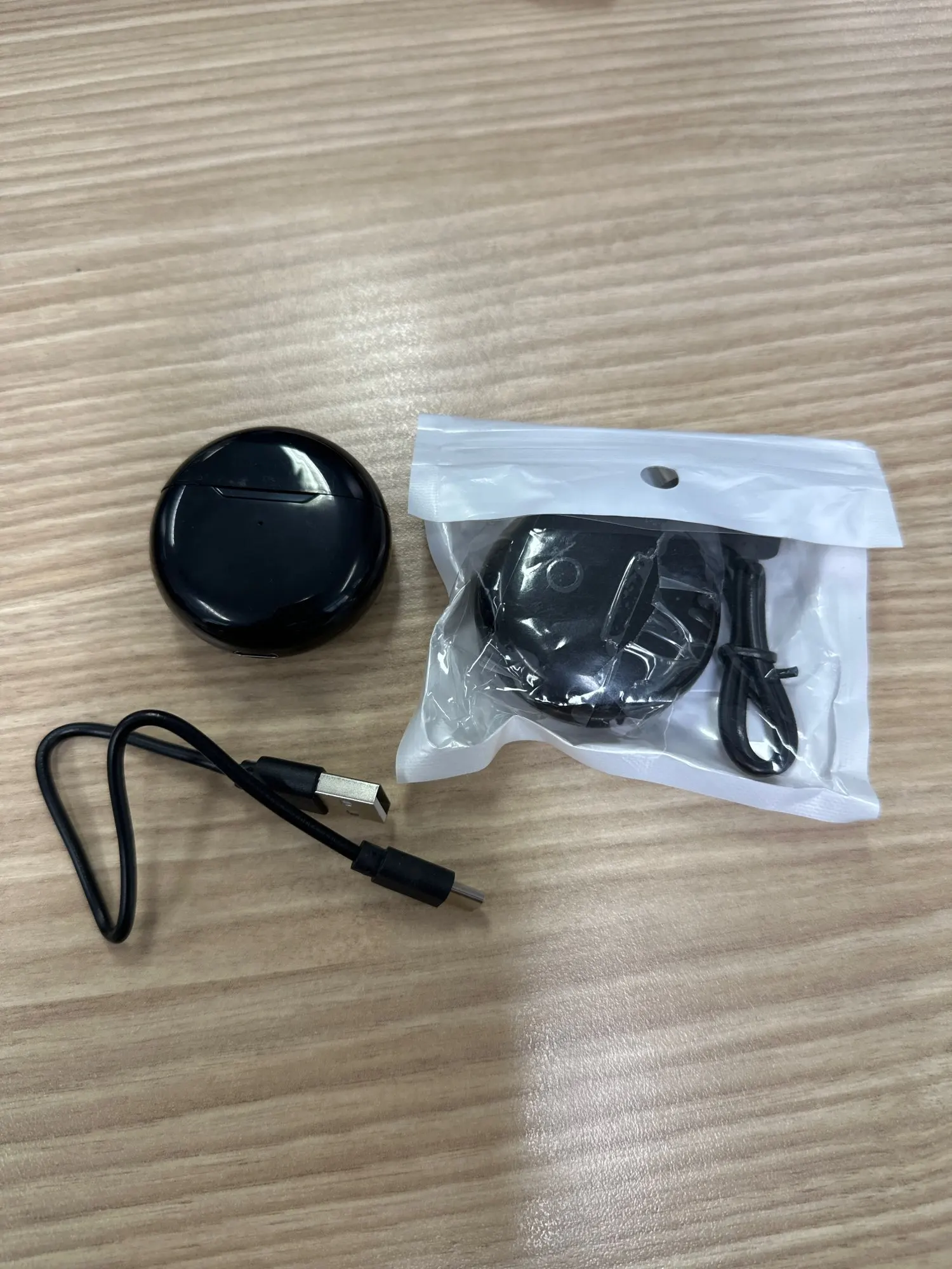 Air Pro 6 TWS Wireless Bluetooth Earphones: Your Ultimate Audio Companion photo review