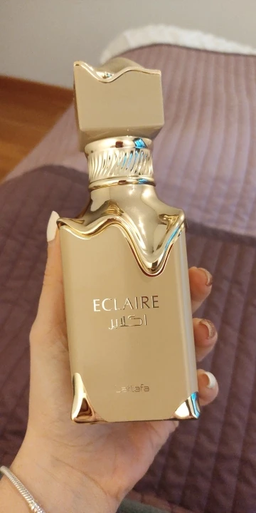 Eclaire – Perfume suave, floral y elegante para mujer (100 ml)