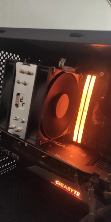 DEEPCOOL AG400 4 tubos de calor CPU enfriador refrigerado por aire ARGB PWM TDP 220W radiador de CPU para LGA1700 1200 115X 1151 1155 AMD AM4 AM5 photo review
