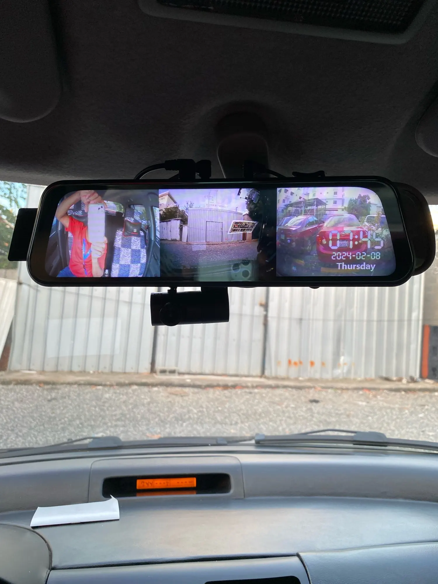 3 Channels Mirror Camera WiFi Car Video Recorder Rearview mirror Dash Cam Front and Inside with Rear Camera Mirror DVR Black Box photo review