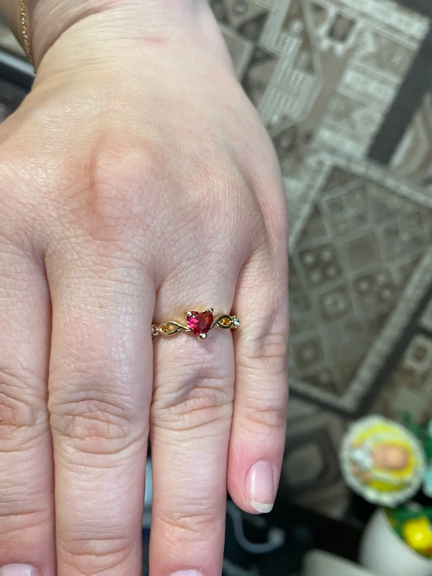Crystal Twist Klassiska hjärtringar för kvinnor Guldfärgade Ringar Tiny Zircon