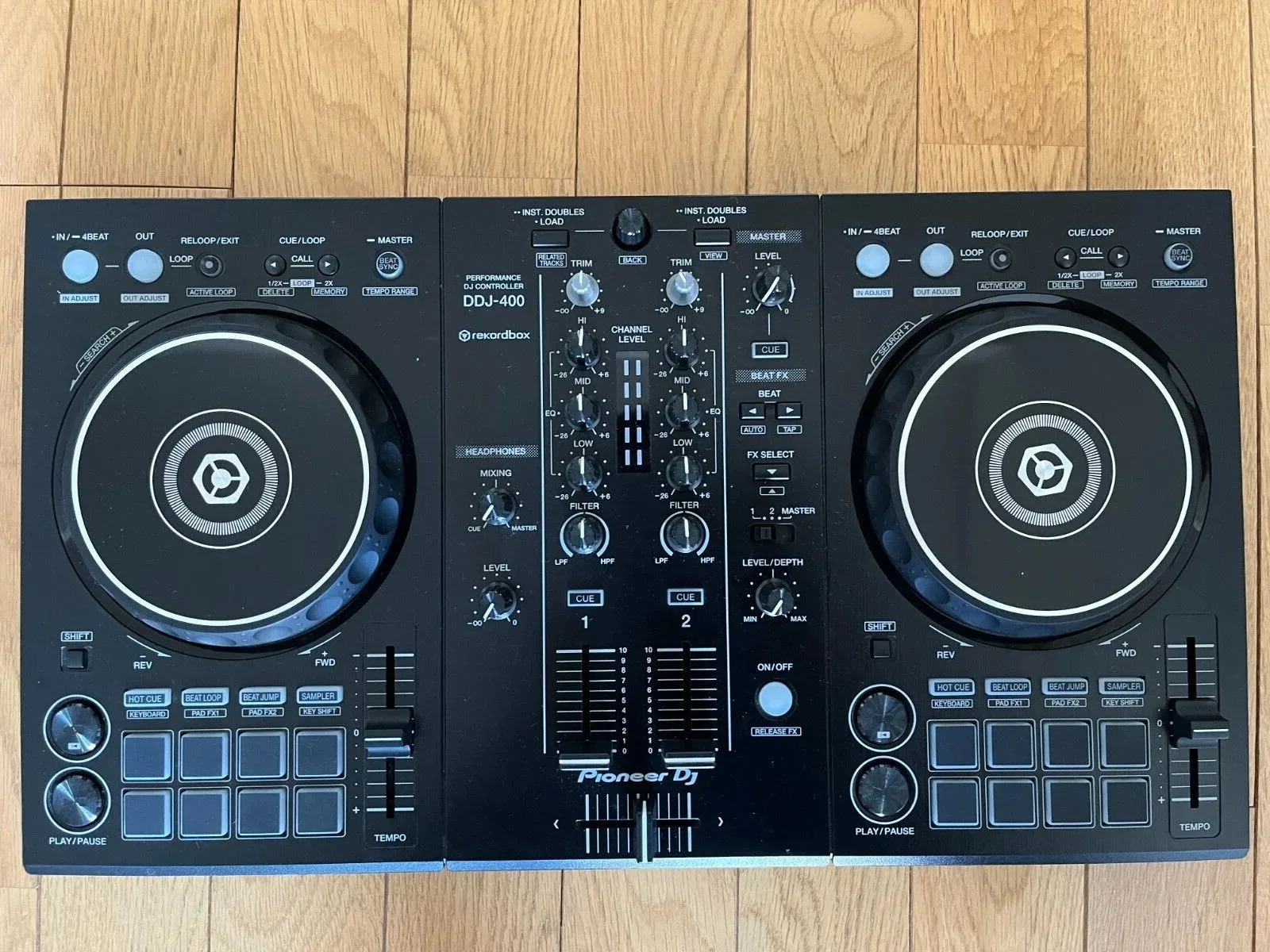 

Discount Sales for Denon DDJ 400 DJ System with with Deck saver